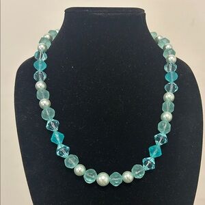 Vintage Avon Aqua and Pearls Beaded Necklace